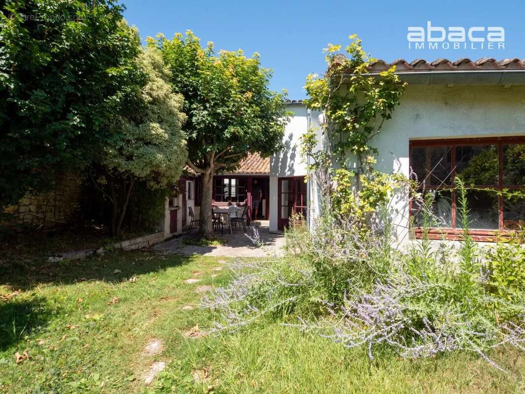 Ensemble immobilier - LE BOIS PLAGE EN RE - Ile de Ré - photo 2