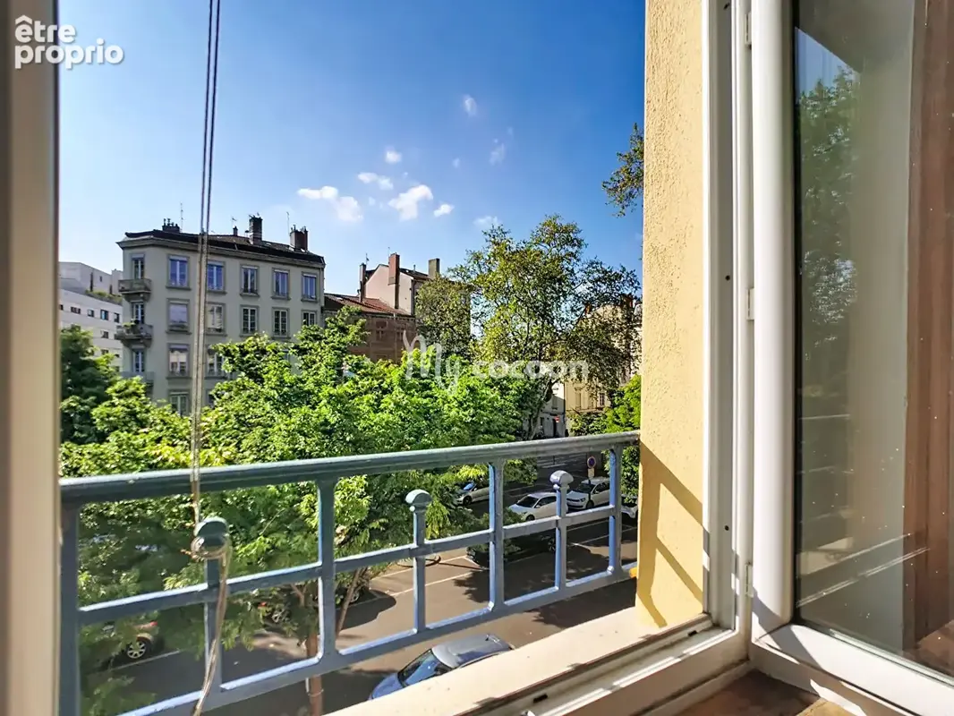Place Saint Louis - T4 - 136 m² - photo 6