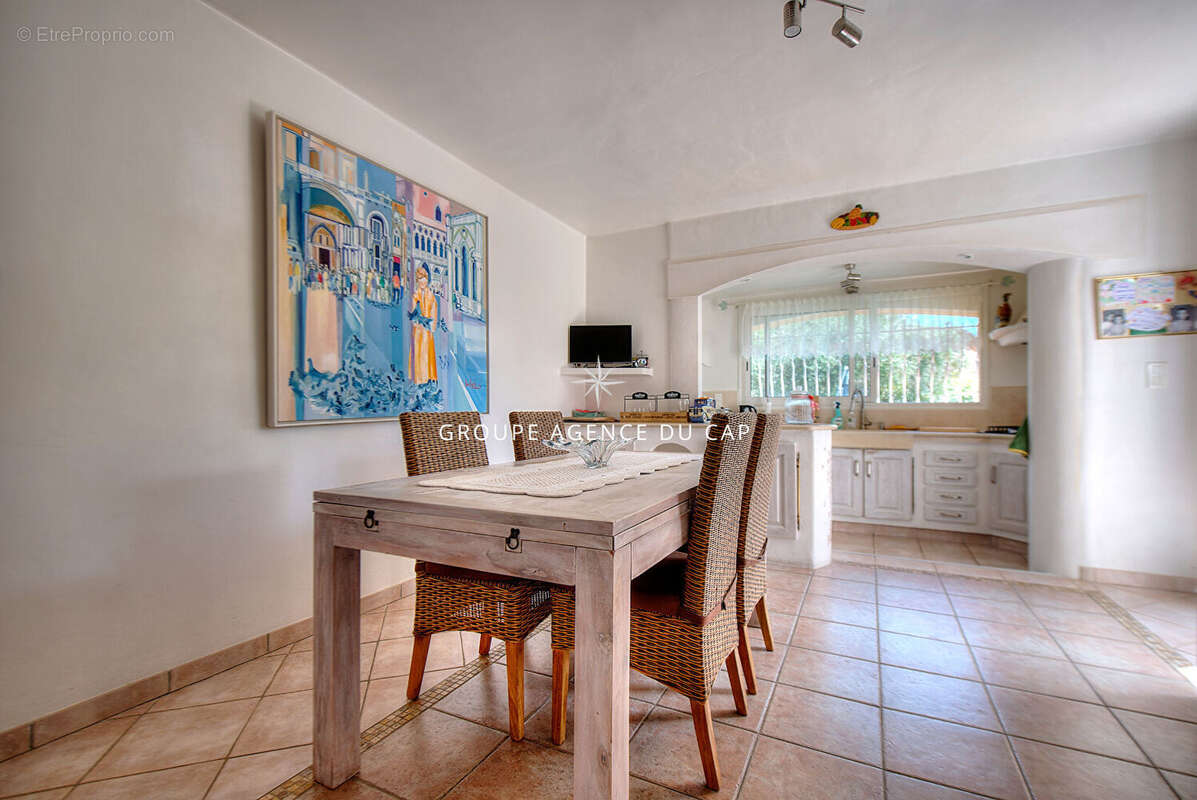 Maison à SAINT-RAPHAEL