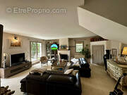 Maison à PERNES-LES-FONTAINES