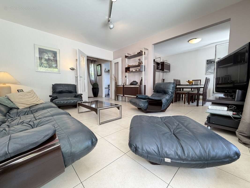 Appartement 85 m² à Champigny-Sur-Marne  - photo 2