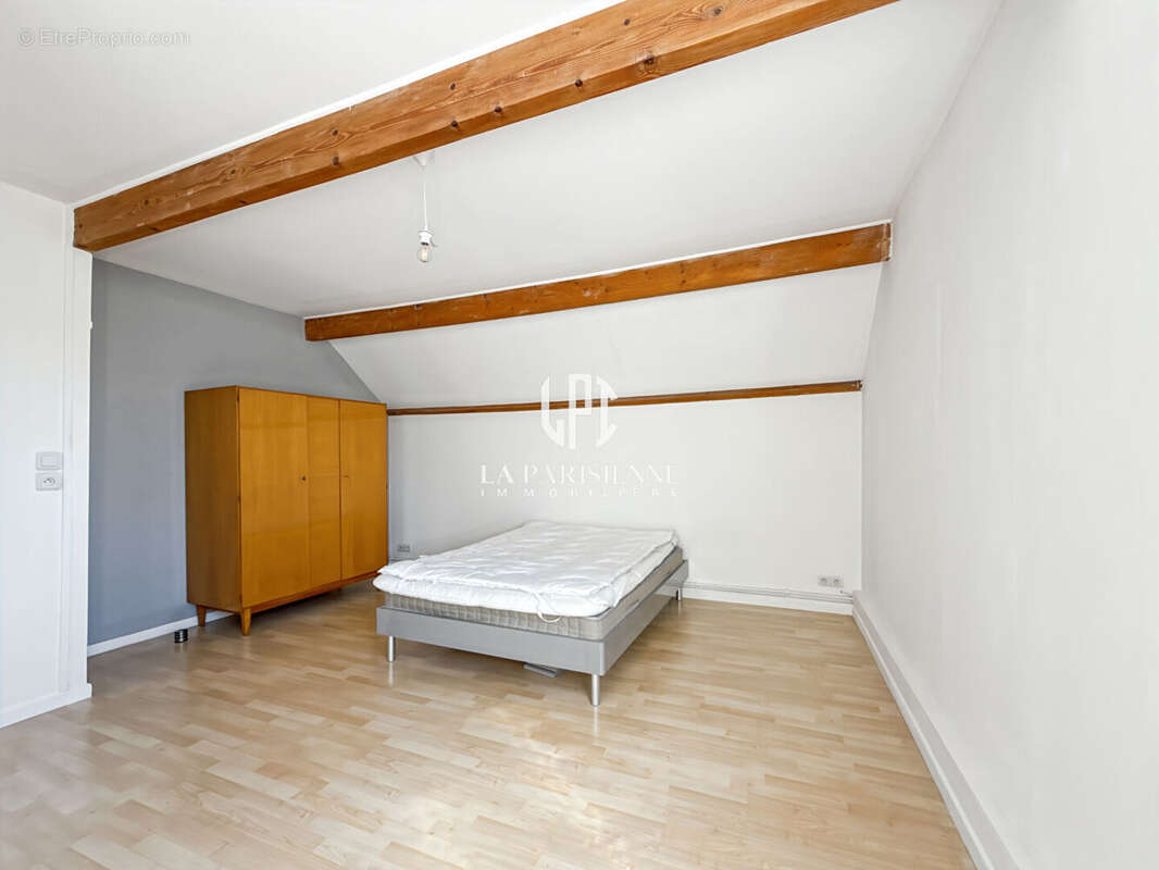 Maison à CHAMPS-SUR-MARNE