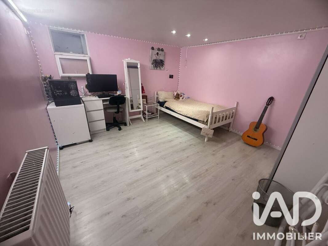 Maison 137 m² à Sallaumines  - photo 8
