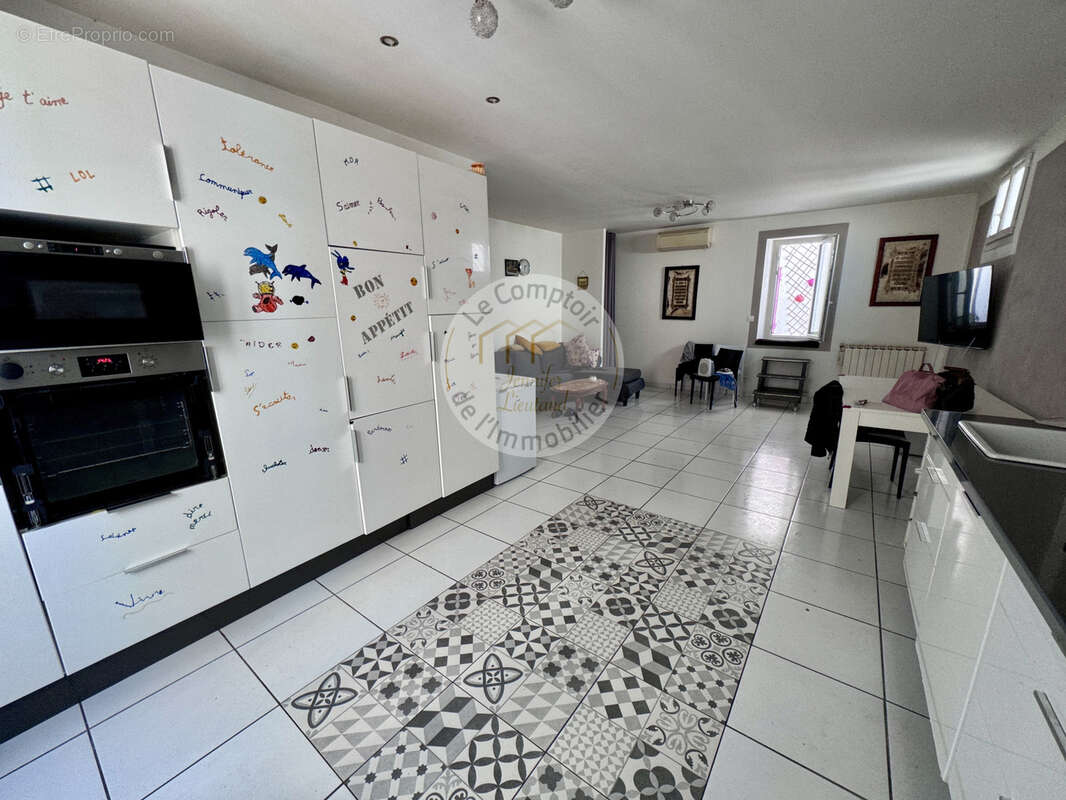 Appartement à MARSEILLE-16E