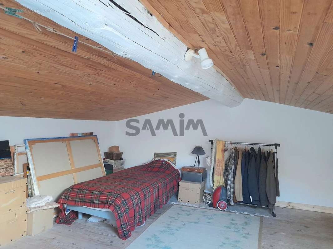 A vendre  - maison de village authentique  renovee  et jardi - photo 16
