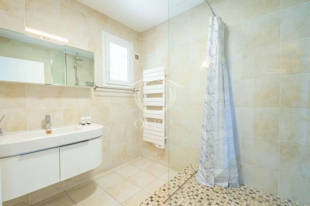 Maison à VILLENEUVE-LOUBET