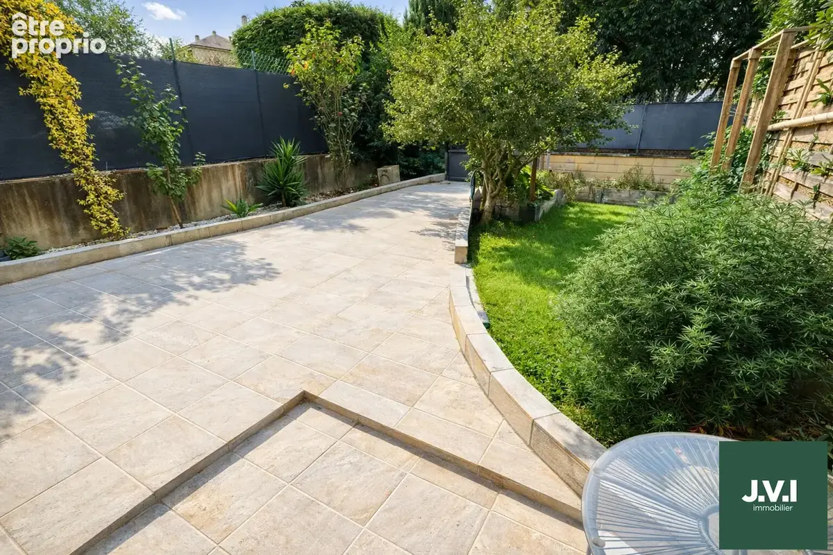 A vendre Maison Enghien Les Bains 6 pièce(s) 166 m2 - photo 1