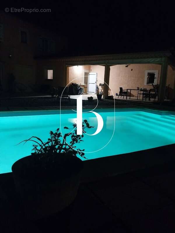 Maison 240 m² à Salazac  - photo 33