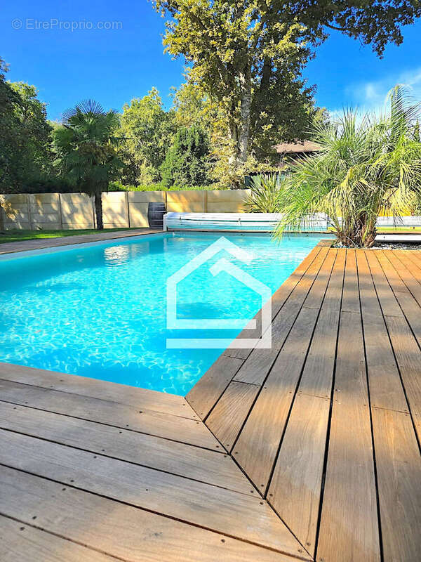 Maison à LE PIAN-MEDOC