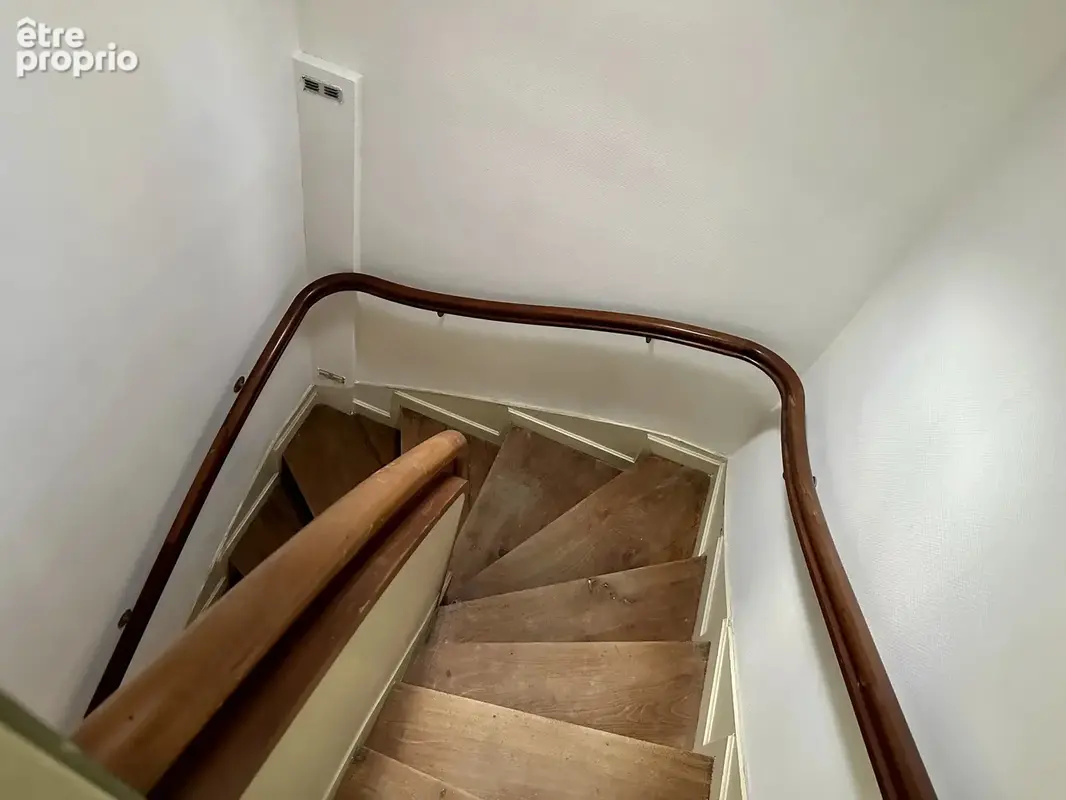 Maison à rénover avec grand atelier et dépendances – Fort potentiel à Bergerac - photo 7