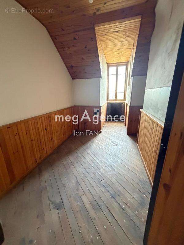 Appartement à CUZIEU