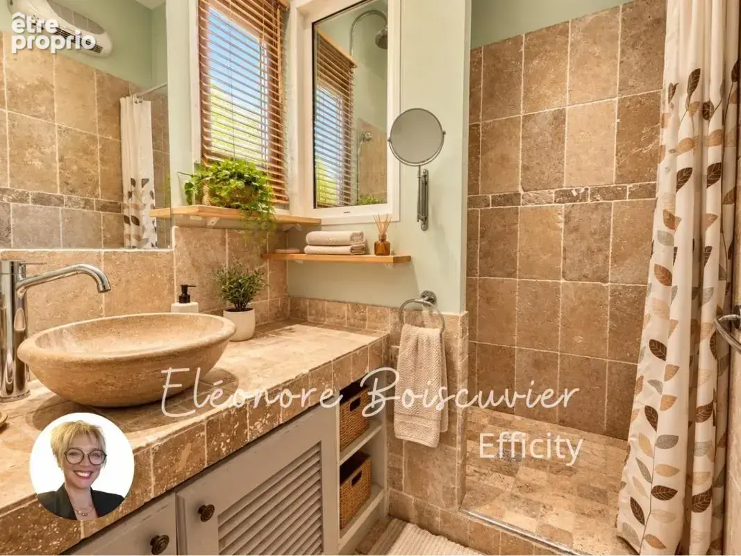 Maison 4 pièces 115 m² à vendre à Greasque (13850) - photo 7