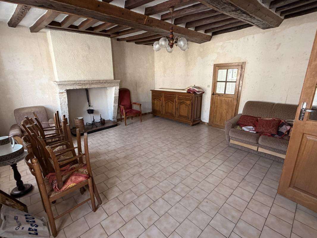 Maison en pierre avec jardin et garage à Bellême (61130) - photo 5