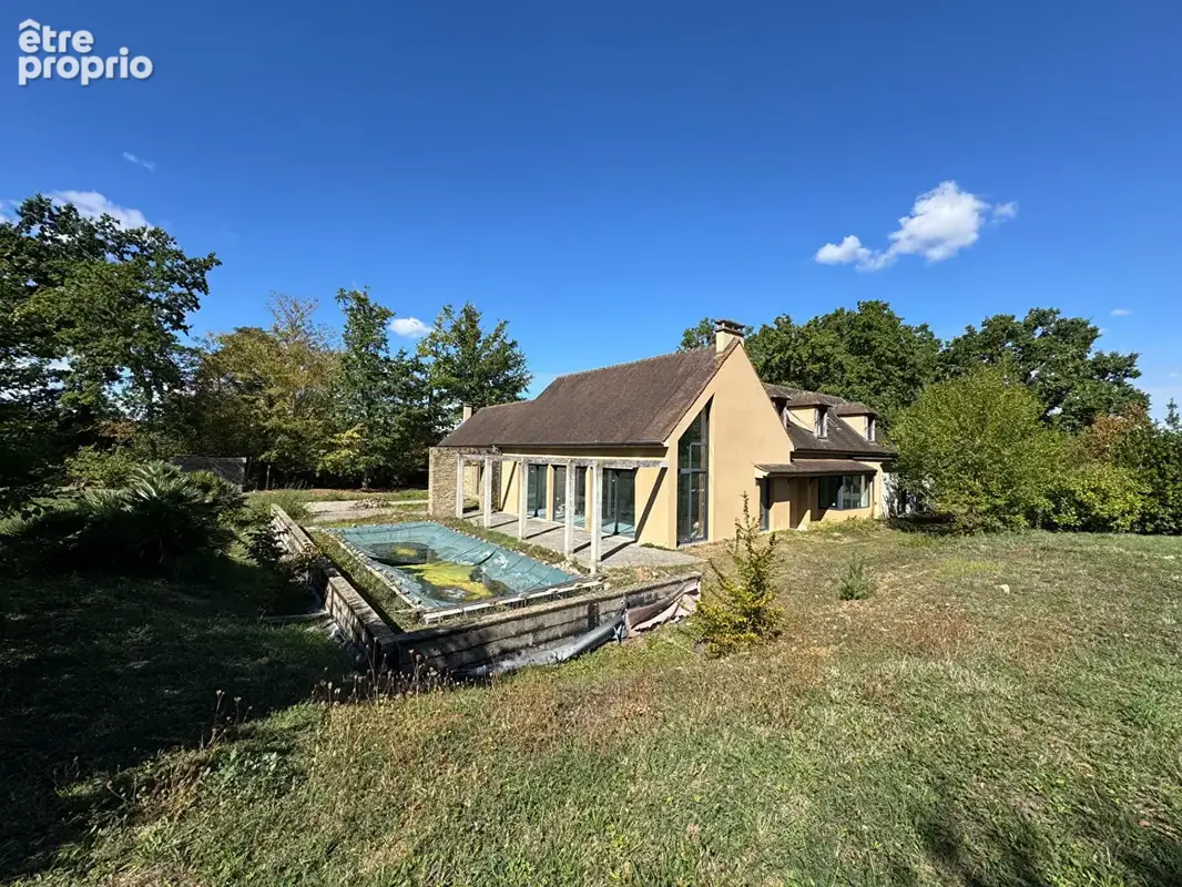 Très belle propriété  contemporaine avec environnement exceptionnel et piscine A réhabiliter Les Mesnuls 12 pièces  400 m2 - photo 2