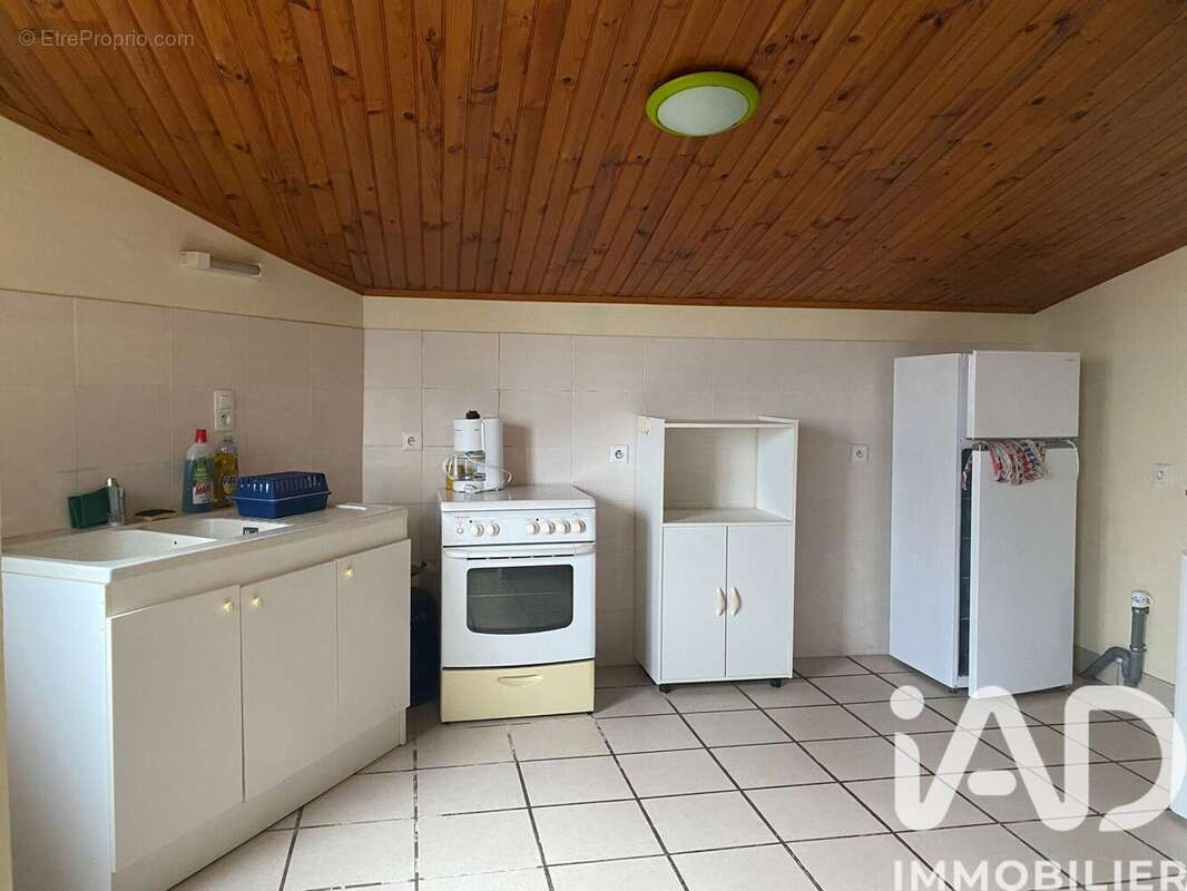 Photo 6 - Maison à CHAMPIS