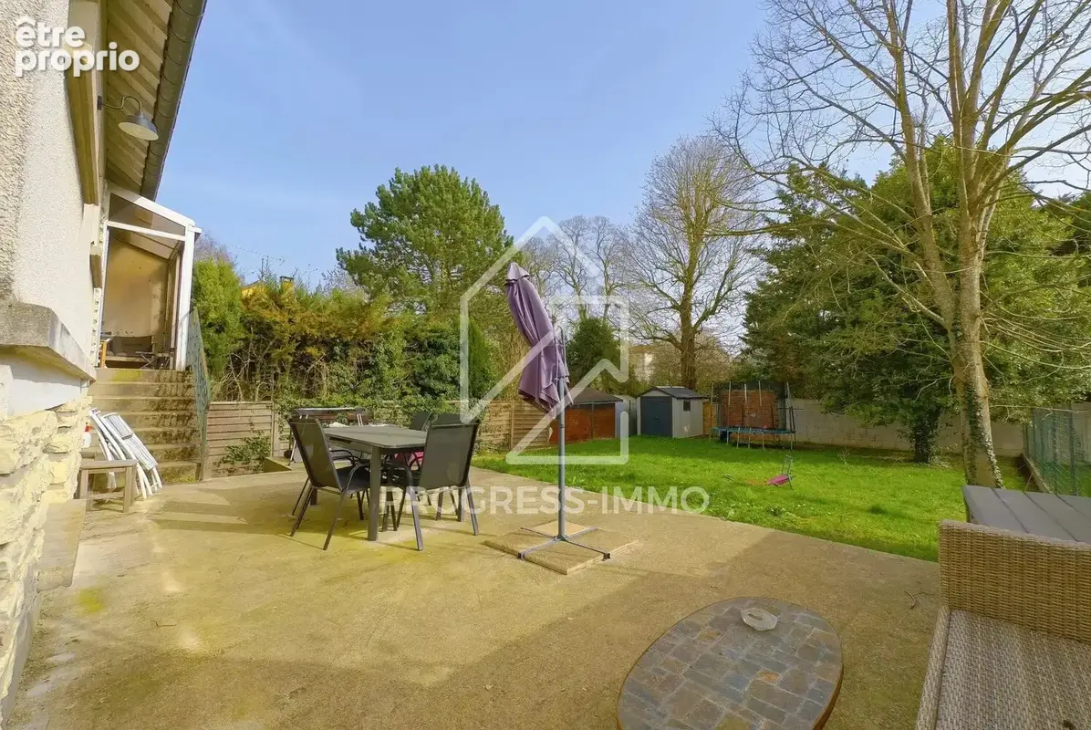 Maison familiale de 170m² sur 532m² terrain à - photo 12