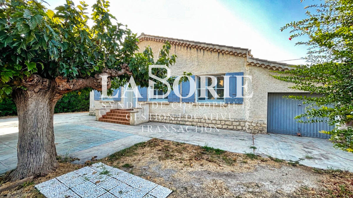 Maison à VEDENE