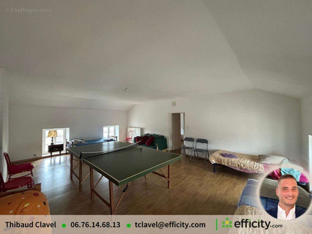 Maison 416 m² à Saint-Cybardeaux  - photo 14