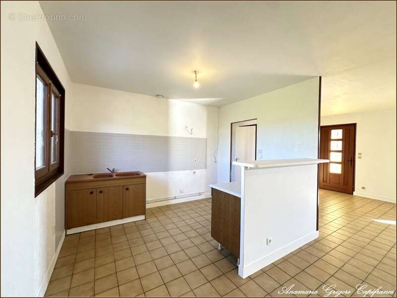 Maison à COURVILLE-SUR-EURE