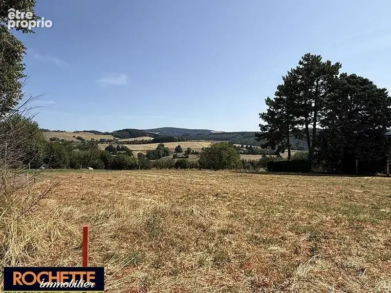 Terrain à MONTCHAL