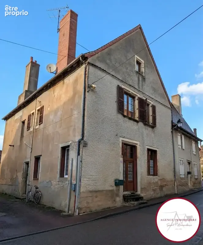 Ainay le Château, Maison ancienne avec deux appartements et dépendances - photo 14