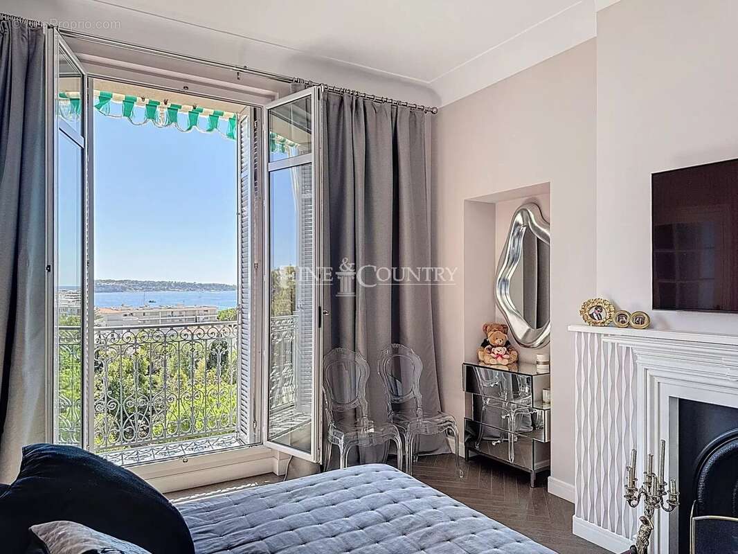 Vente Appartement Bourgeois Vue Mer à Cannes - photo 12