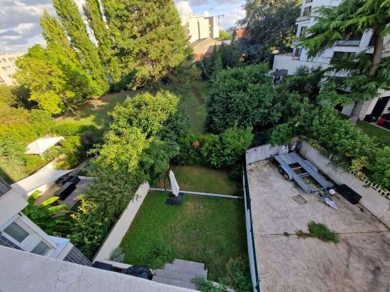 Appartement à MAISONS-ALFORT
