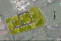 Terrain à LE POIRE-SUR-VIE