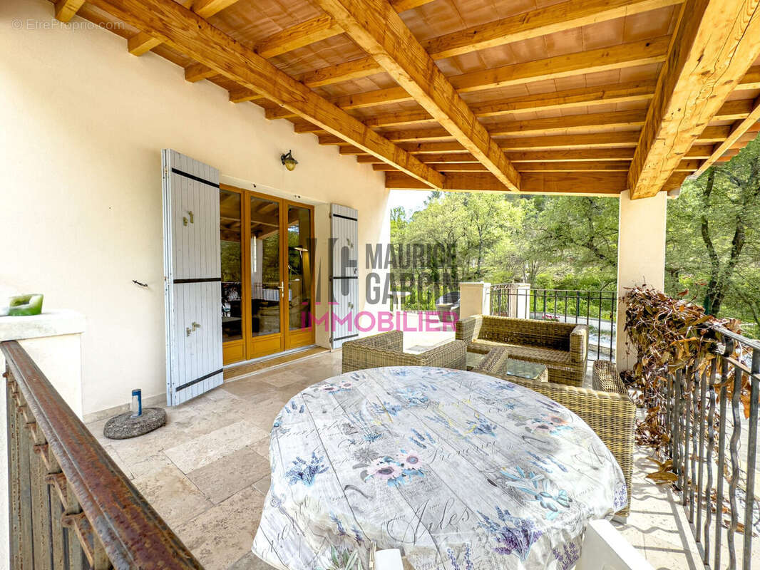 Maison à MALEMORT-DU-COMTAT