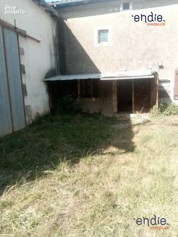 Maison 2 pièces 50 m² · à Vitrac-Saint-Vincent · 50 m² · 28 000 €