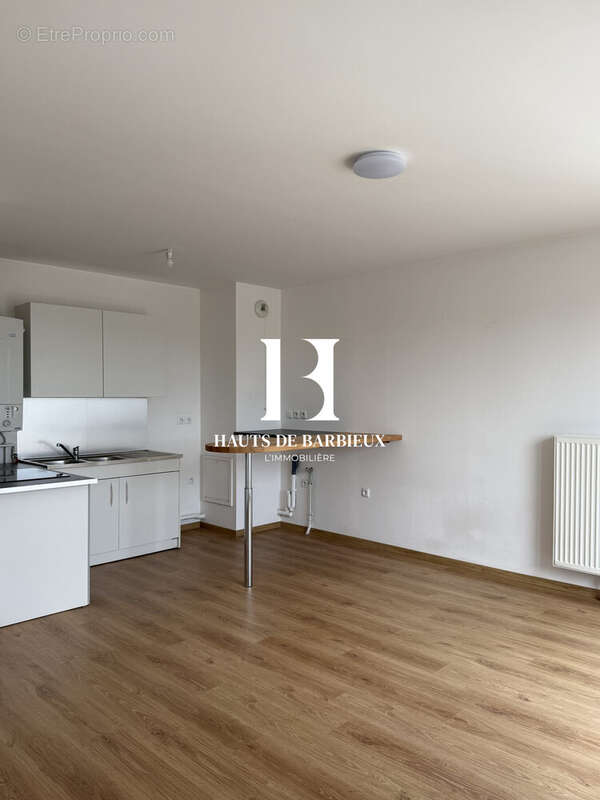 Appartement 43 m² à Faches-Thumesnil  - photo 2