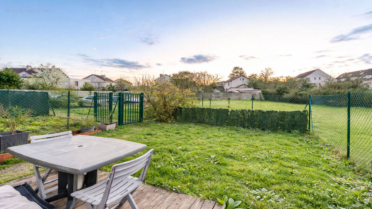 Appartement à GRETZ-ARMAINVILLIERS