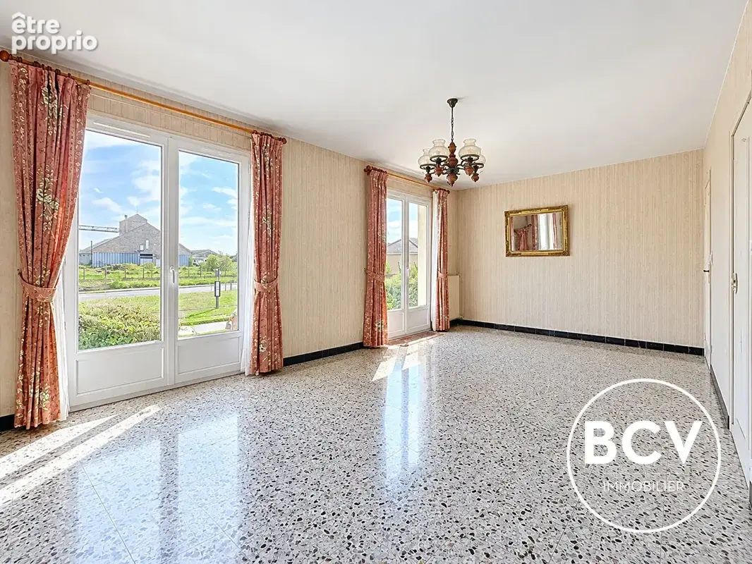 Maison 6 pièce(s) 117 m² - photo 4
