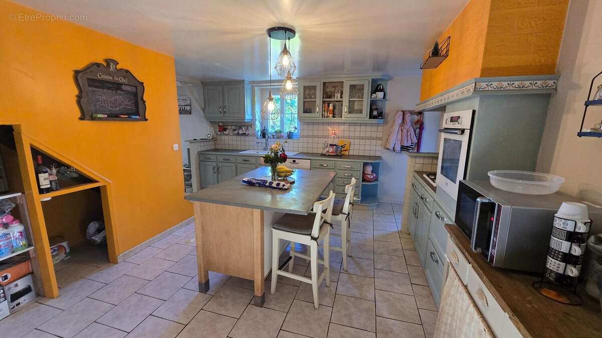 Maison 120 m² à Moussac  - photo 6