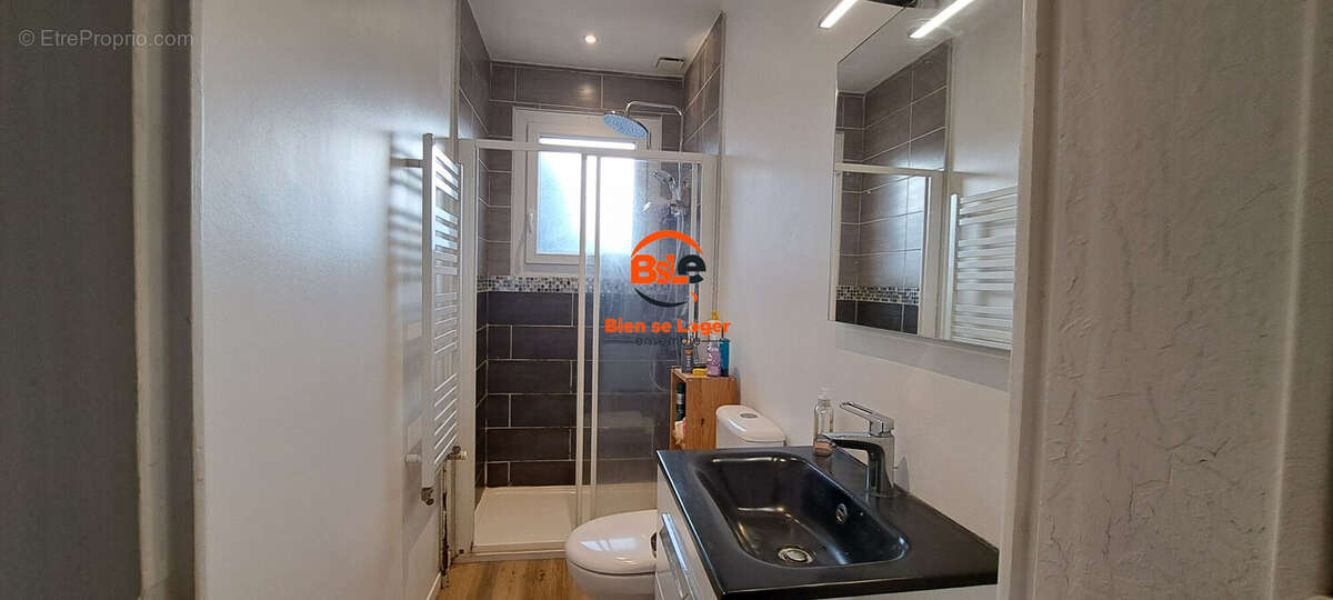 BSLE Agence immobilière Bien Se Loger Ensemble Cébazat -  IMMOBILIER MAISON RIOM 3 CHAMBRES GARAGE  JARDIN - Maison à RIOM