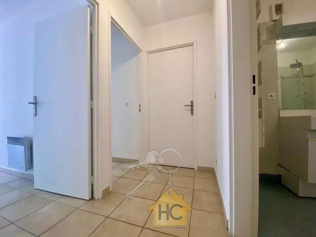 Appartement à MANDELIEU-LA-NAPOULE