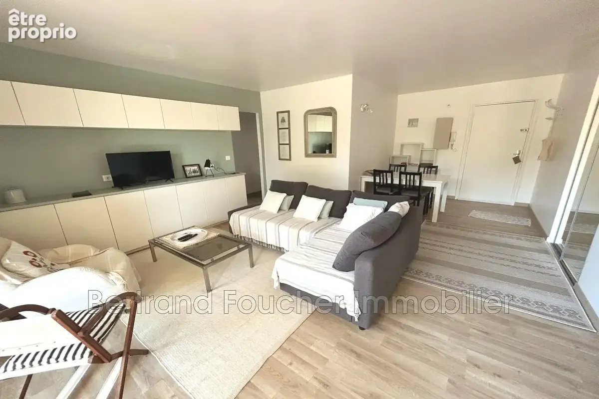 Appartement 3 pièces 59 m² à vendre à Cavalaire-Sur-Mer (83240) - photo 2