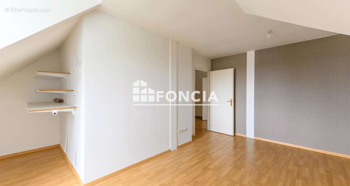 Appartement à MAGNY-LE-HONGRE