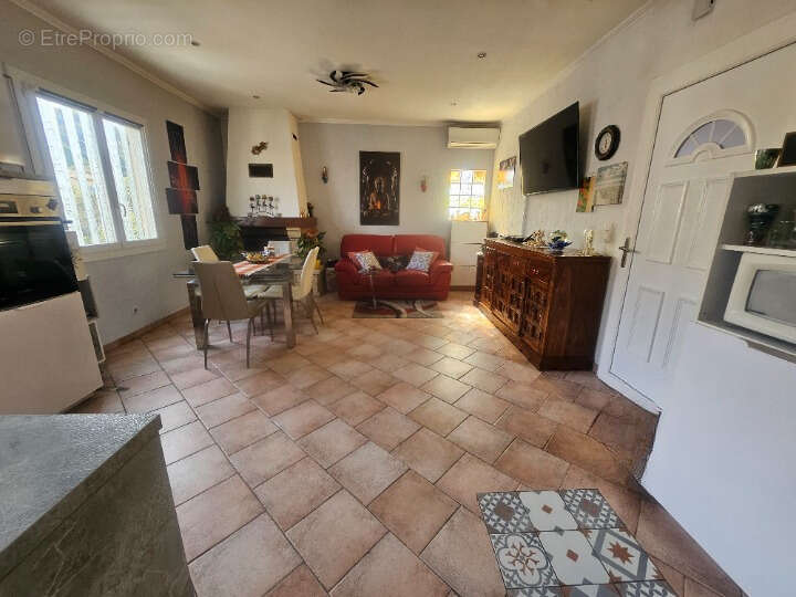 Appartement à MARSEILLE-12E