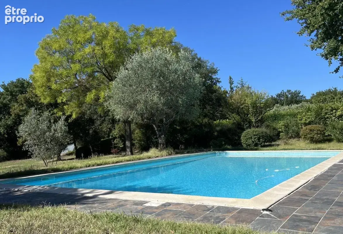 Maison 6 pièces / 190 m² / 1 130 000 EUR / EGUILLES - photo 14