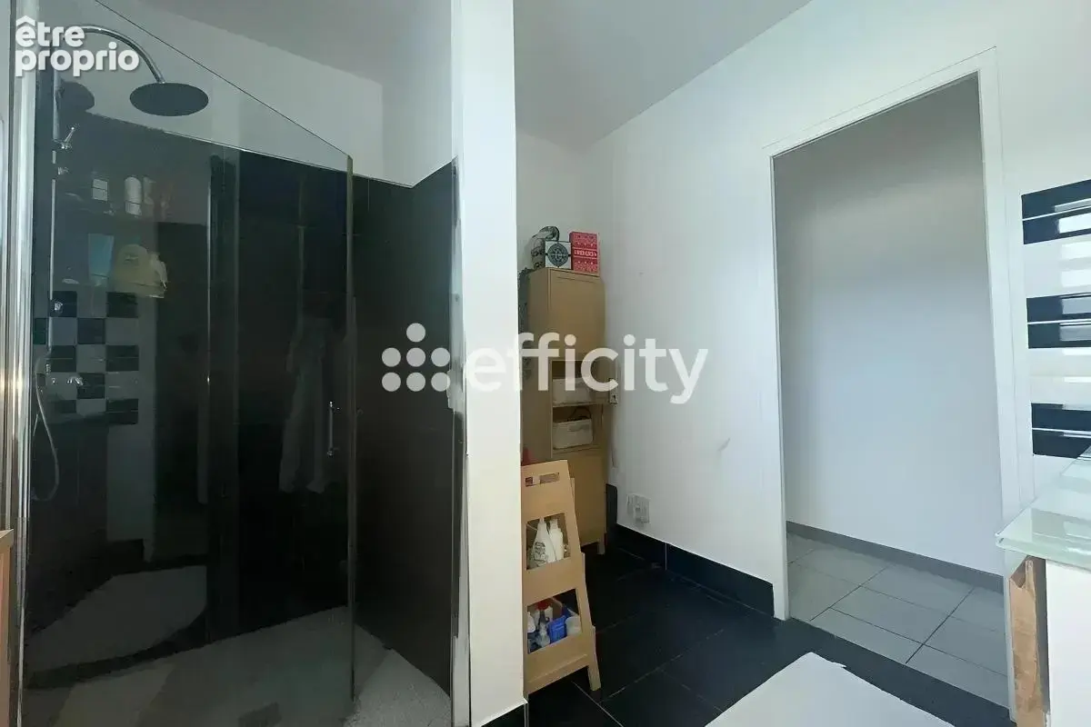 Maison 120 m² à Rouillac  - photo 17