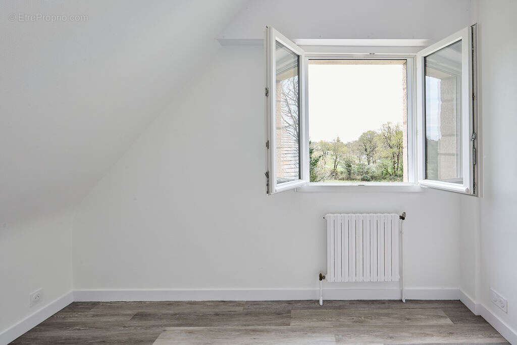 Maison à LOCOAL-MENDON