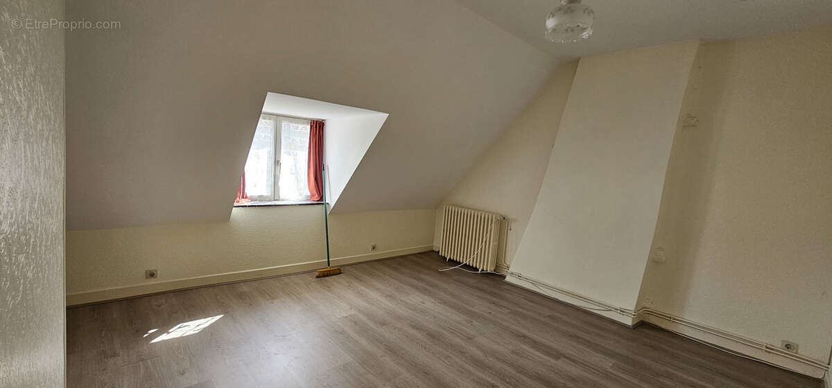 Maison à CORVOL-L'ORGUEILLEUX