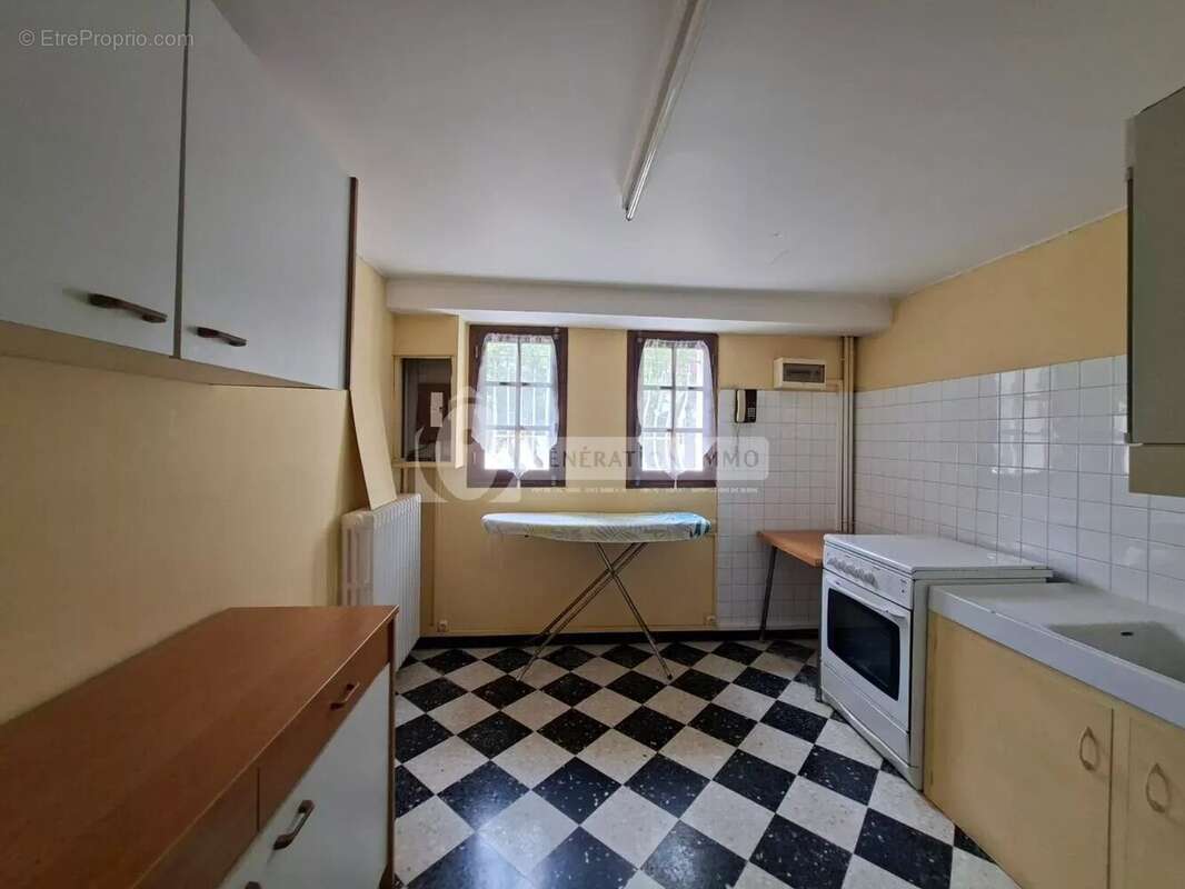 Villa 6 pièces avec piscine à Arles - photo 11