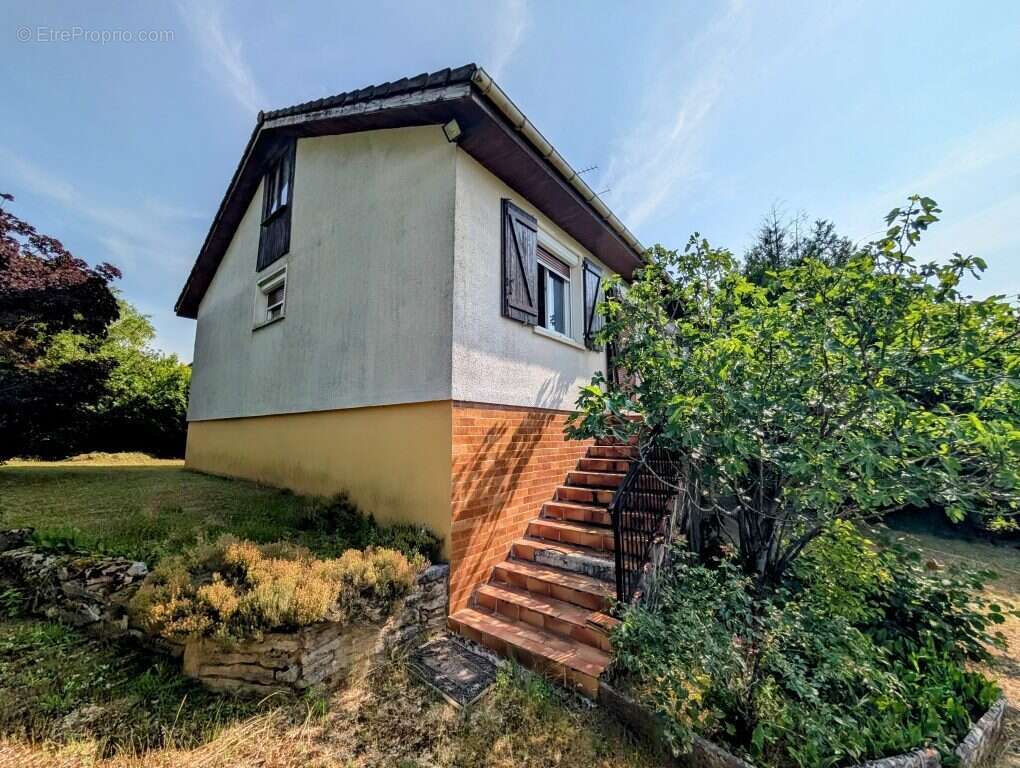 Maison à SELONGEY