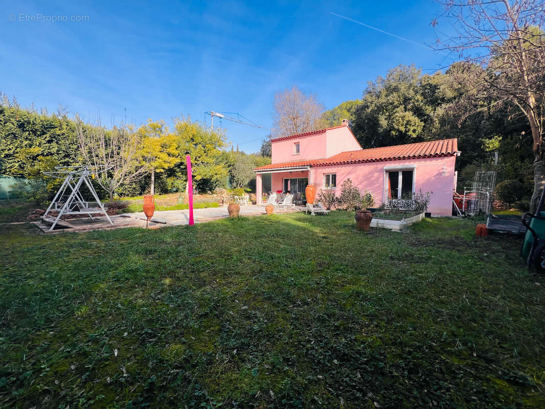 MAISON INDIVIDUELLE en viager sur biot au calme - photo 2