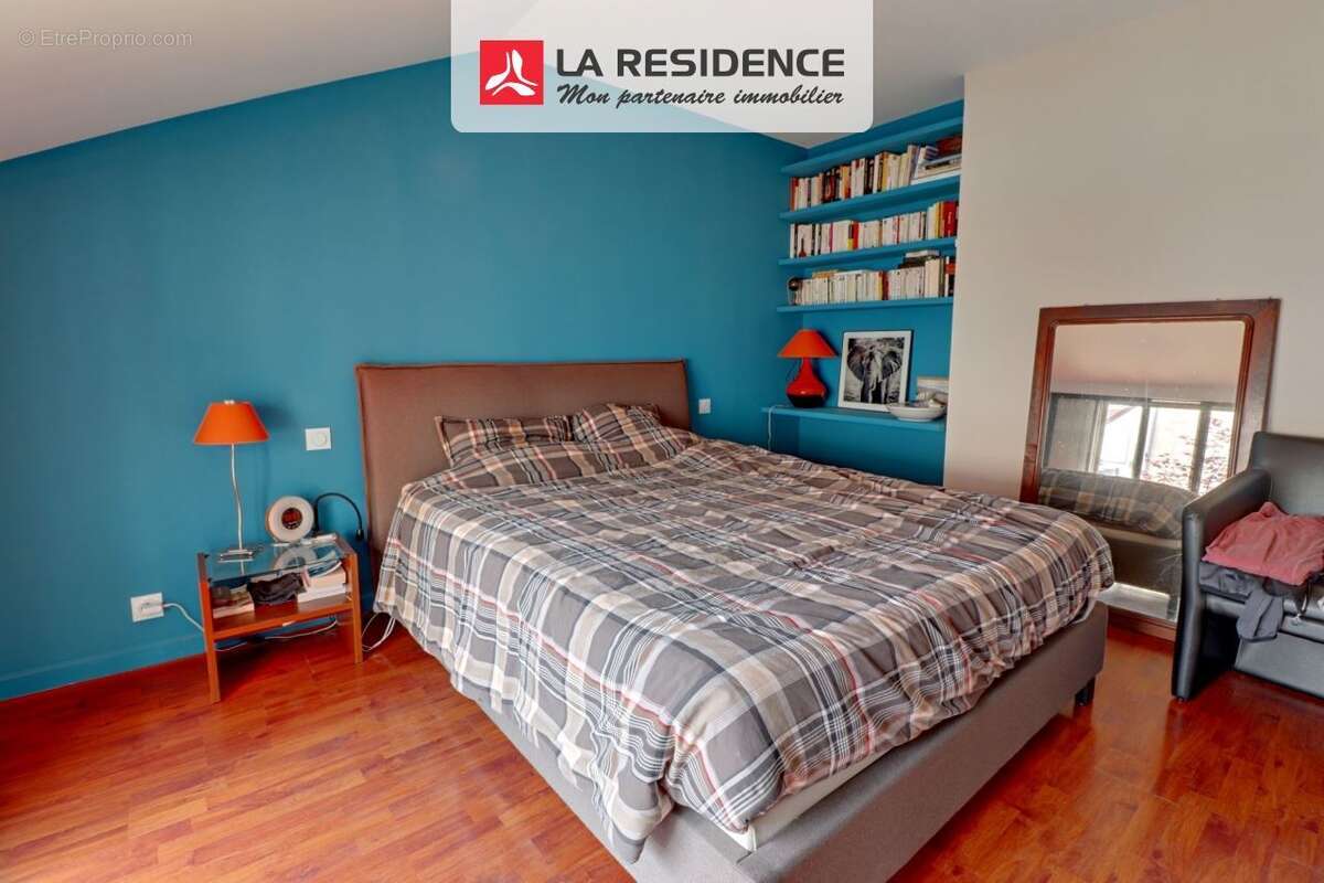 Appartement à NEUVILLE-SUR-OISE