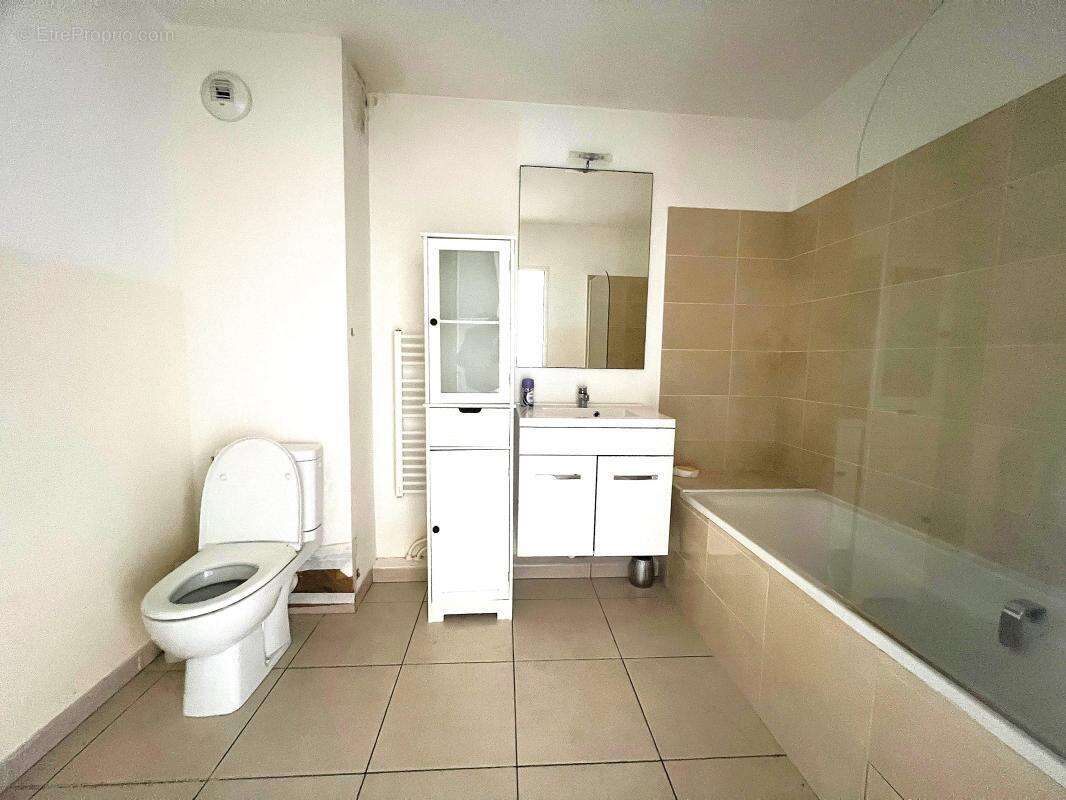 Appartement à LE CANNET