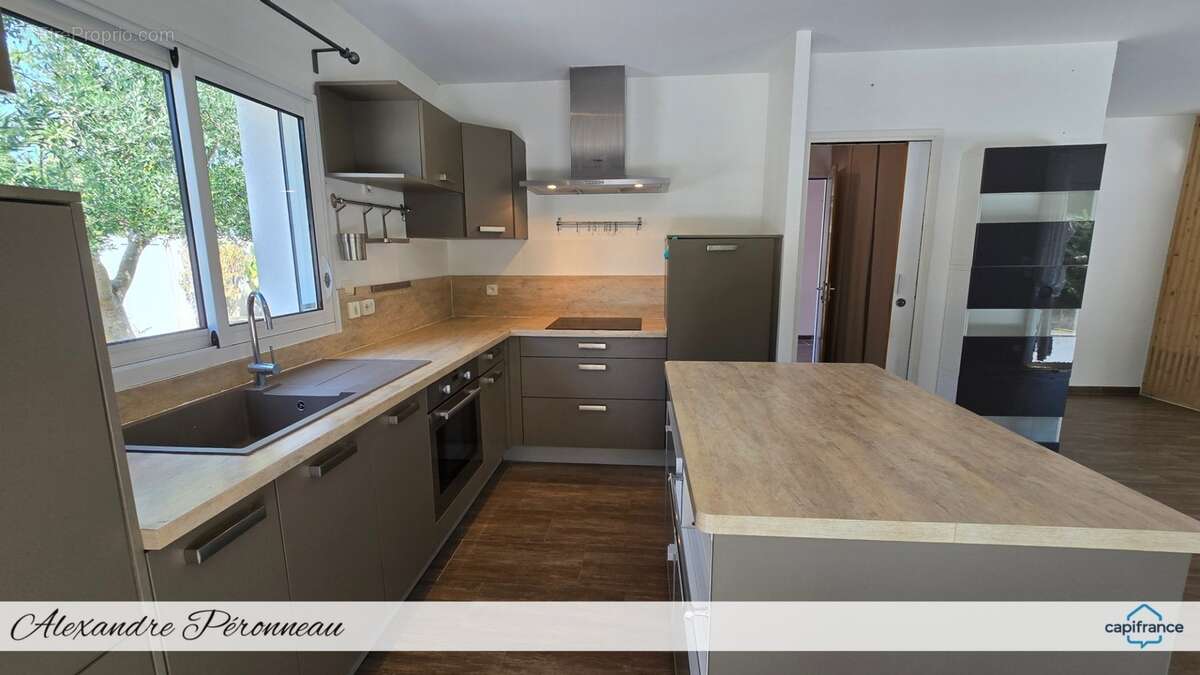La Rochelle – Élégante maison contemporaine 4ch de plain-pied avec piscine, au calme absolu - photo 6