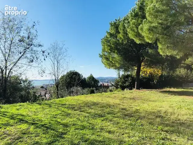 Terrain à bâtir de 706 m² à CAGNES-SUR-MER (06) - photo 2